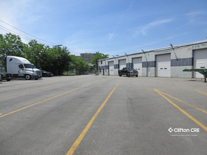 285 Highland Cross, Rutherford, NJ à vendre - Photo de l’immeuble – Image 3 sur 19