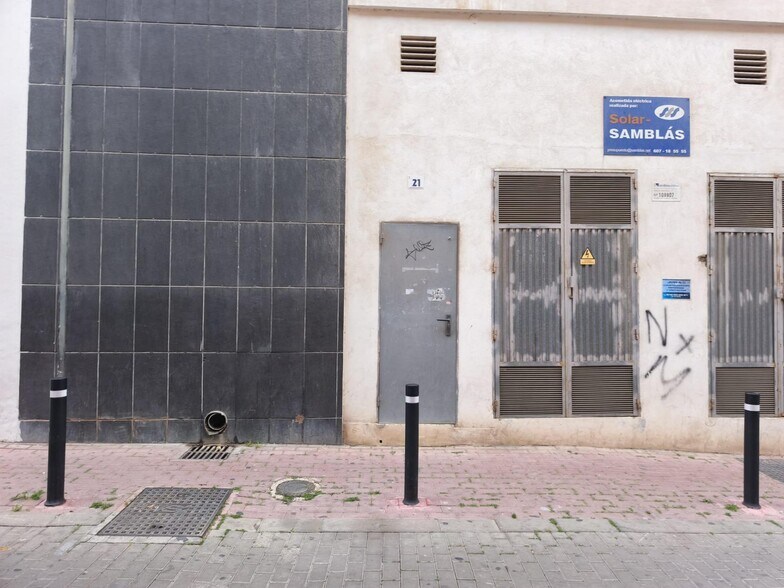 Local commercial dans El Ejido, Almería à vendre - Photo de l’immeuble – Image 1 sur 10