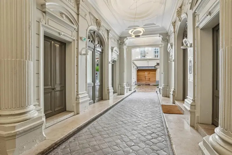 19 Rue Du Quatre Septembre, Paris à louer - Hall d’entrée – Image 2 sur 7