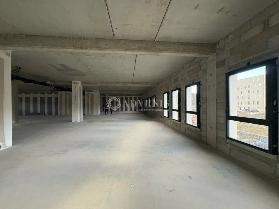 Bureau dans Montredon-des-Corbières à vendre Photo de l’immeuble– Image 1 sur 6