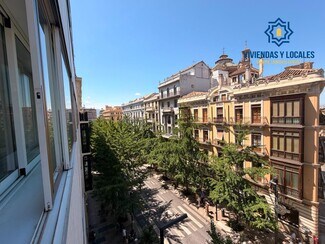 Plus de détails pour Calle Gran Vía de Colón, 16, Granada - Bureau à louer