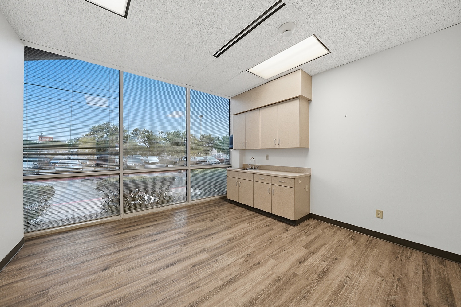 9150 Huebner Rd, San Antonio, TX à louer Photo intérieure– Image 1 sur 15