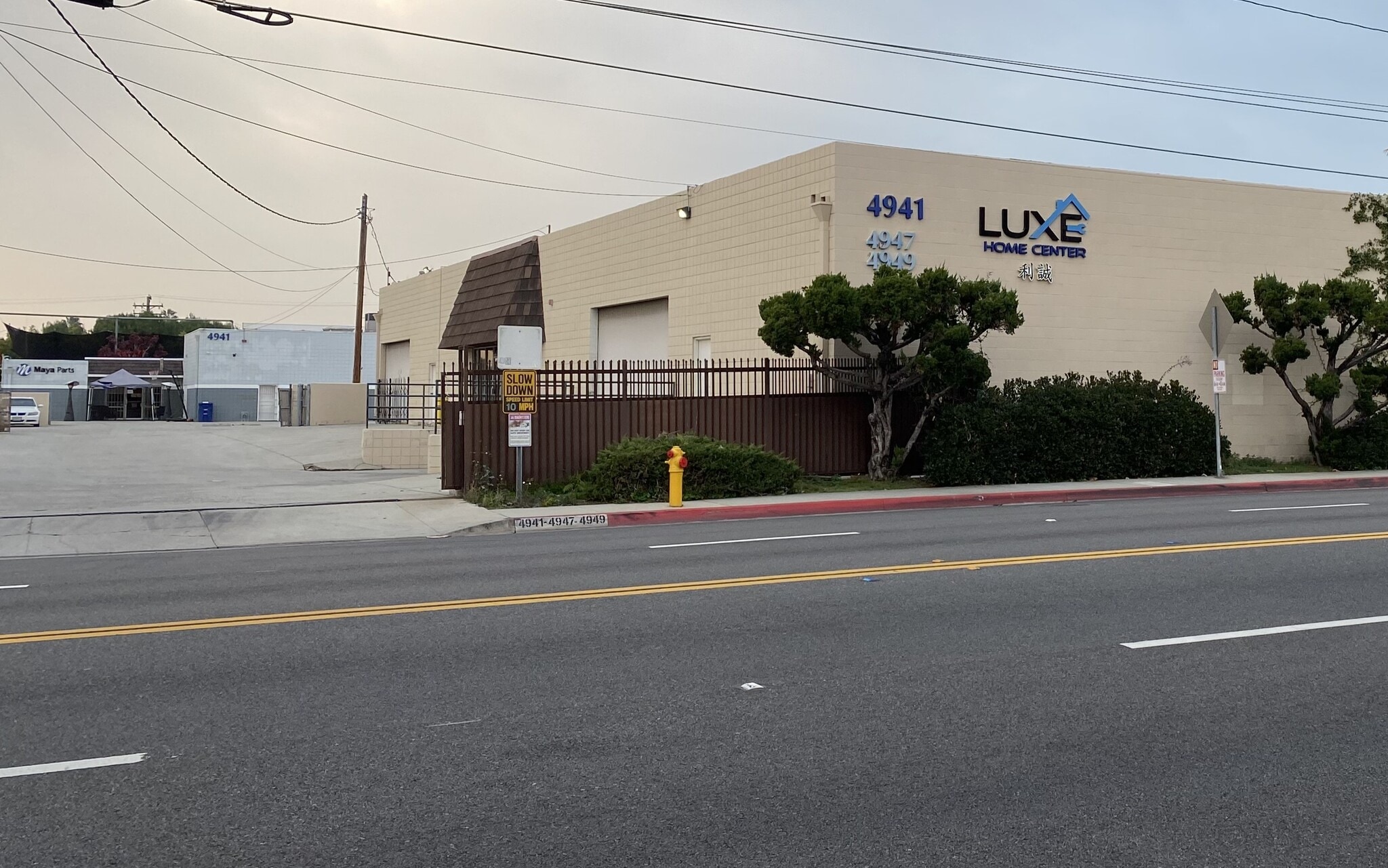 4915-4949 Walnut Grove Ave, San Gabriel, CA à louer Photo de l’immeuble– Image 1 sur 4