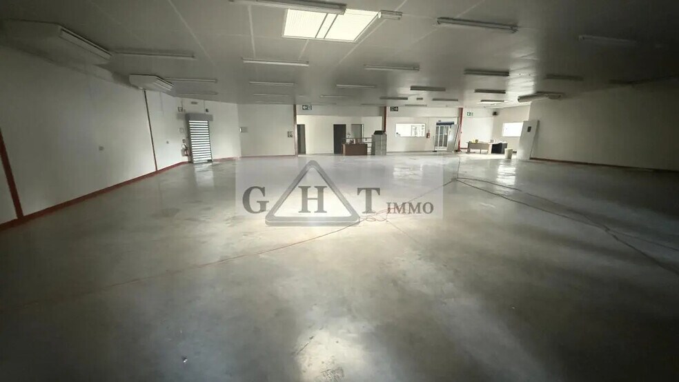 Local commercial dans Quincy-Voisins à louer - Photo intérieure – Image 3 sur 14