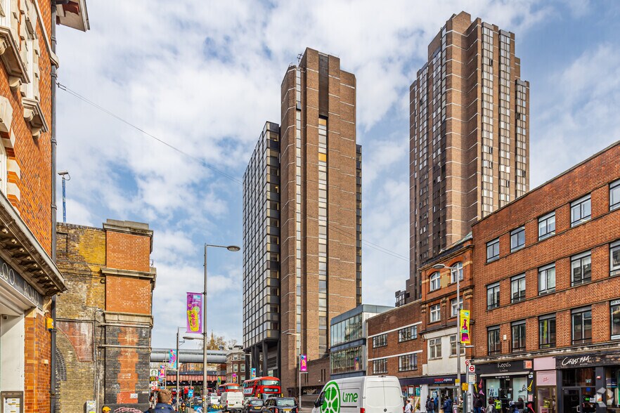 91 Waterloo Rd, Londres à louer - Photo de l’immeuble – Image 1 sur 1