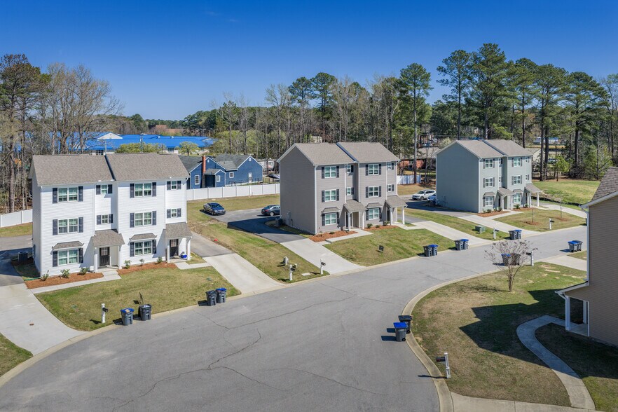107 Calloway Ct, Rocky Mount, NC à vendre - Photo de l’immeuble – Image 3 sur 9