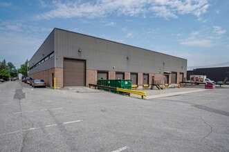 274-278 Av Labrosse, Pointe-claire, QC à louer Photo intérieure– Image 2 sur 10