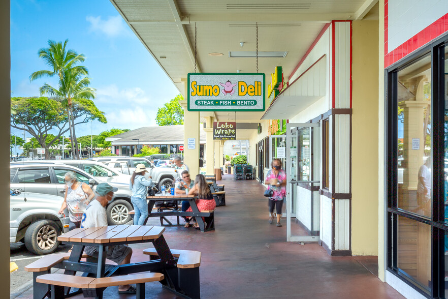 75-5595 Palani Rd, Kailua Kona, HI à louer - Photo de l’immeuble – Image 3 sur 9