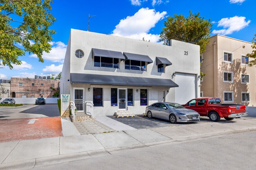 25 E 4th St, Hialeah, FL à louer - Photo de l’immeuble – Image 2 sur 72