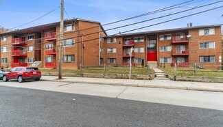 Plus de détails pour 3104 Bruce Pl SE, Washington, DC - Logement à vendre