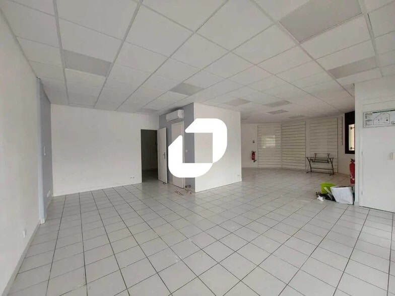 Bureau dans Clapiers à louer - Photo intérieure – Image 2 sur 7