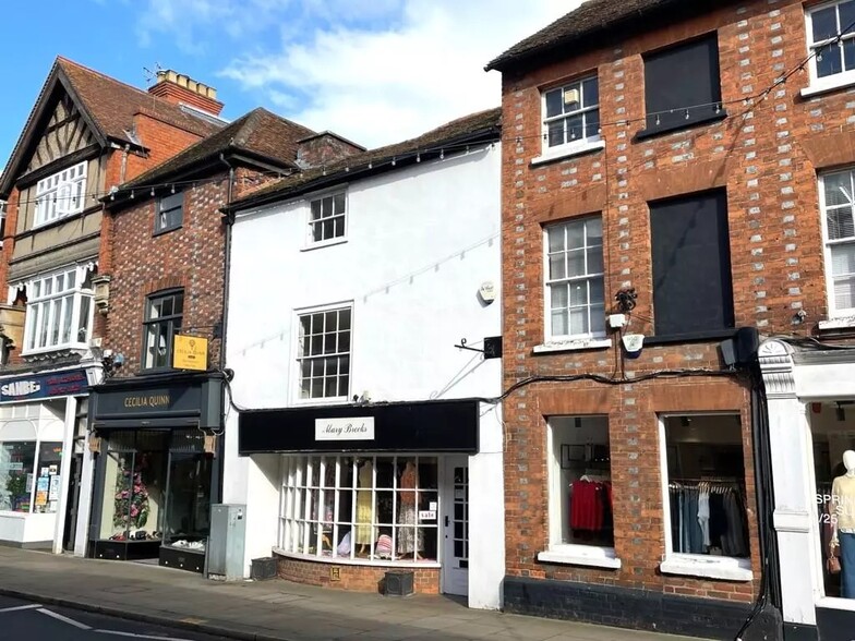 38 Bell St, Henley On Thames à louer - Photo principale – Image 1 sur 2