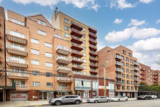 Plus de détails pour 143-26 41st Ave, Flushing, NY - Logement à vendre