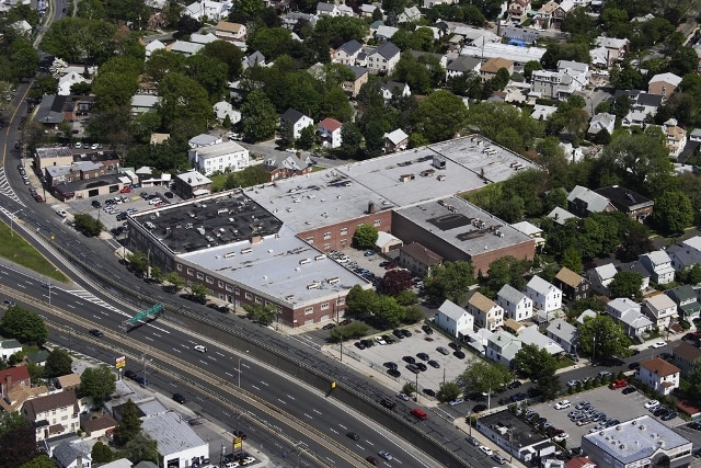 630 Central Park Ave, Yonkers, NY à louer Photo principale– Image 1 sur 5