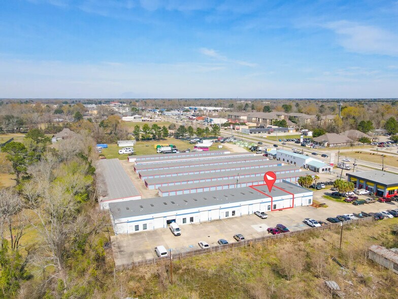 2736 O'Neal Ln, Baton Rouge, LA à louer - Photo de l’immeuble – Image 3 sur 10