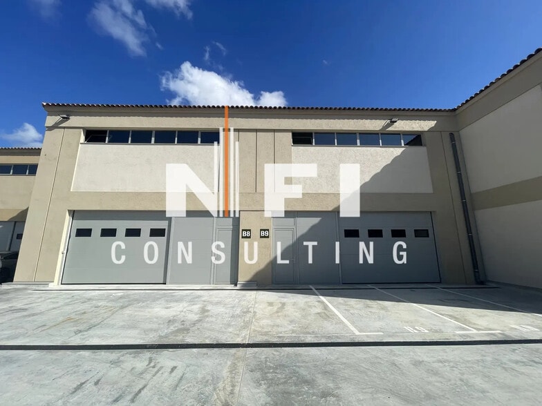 Local d’activités dans Valbonne à louer - Photo de l’immeuble – Image 2 sur 3