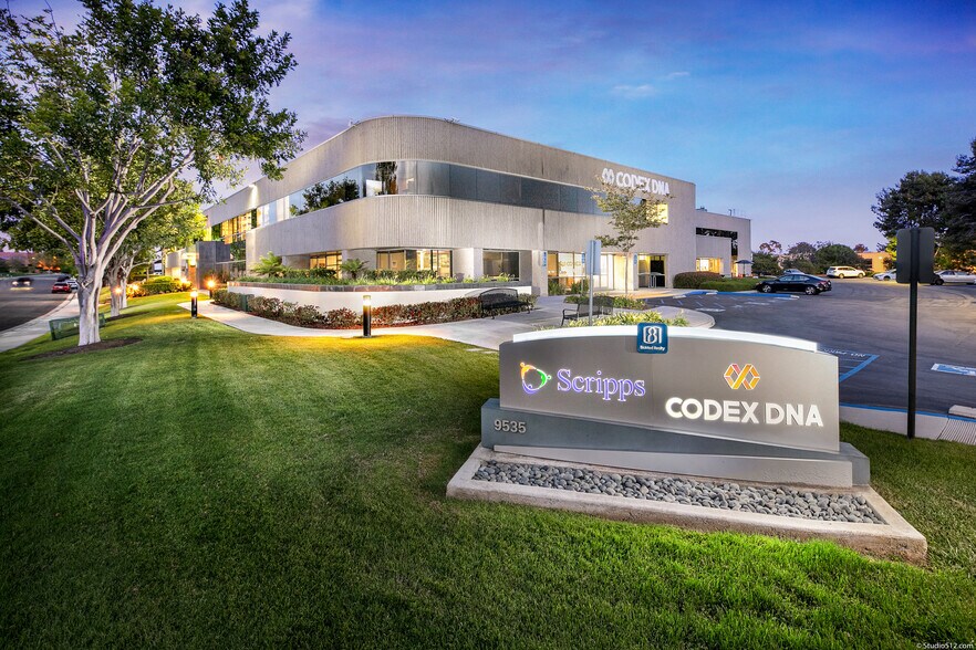 9535 Waples St, San Diego, CA à louer - Photo de l’immeuble – Image 2 sur 8