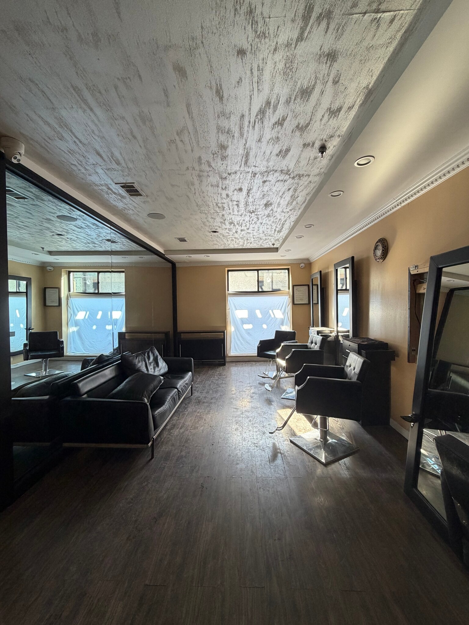 307 Brighton Beach Ave, Brooklyn, NY à louer Photo intérieure– Image 1 sur 9