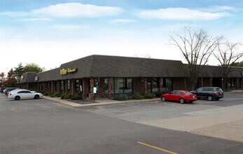 7501 N University St, Peoria, IL à louer Photo intérieure– Image 2 sur 7