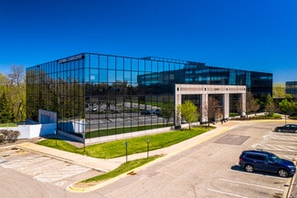 Plus de détails pour 11010 Prairie Lakes Dr, Eden Prairie, MN - Bureau à louer
