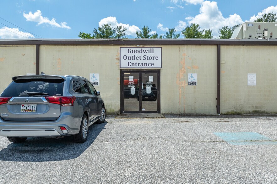 800-810 Central Ave, Linthicum, MD à louer - Photo de l’immeuble – Image 3 sur 7