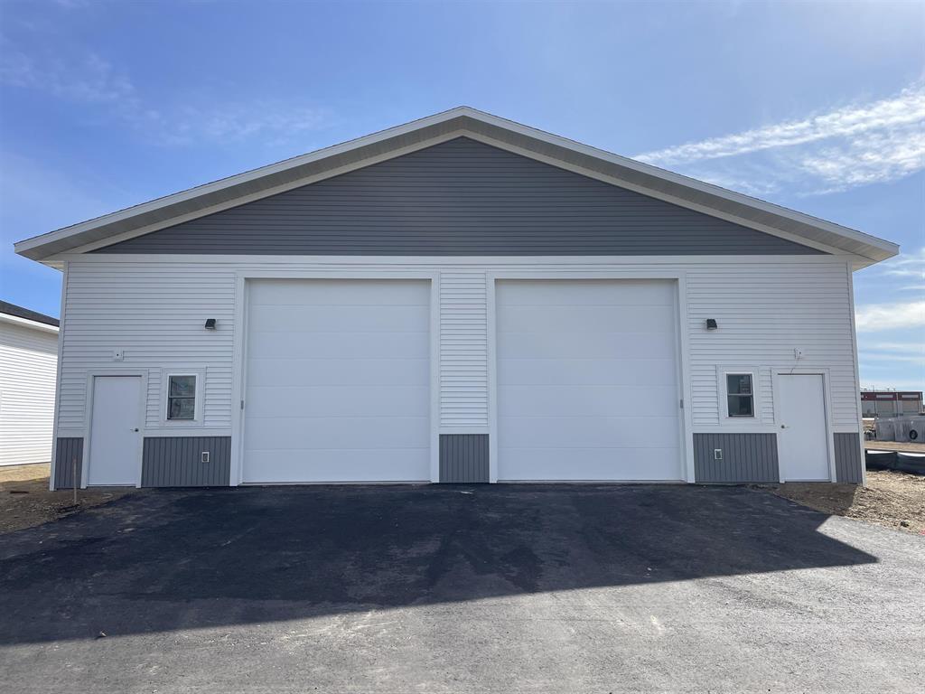 407 Wengel dr, Reedsburg, WI à vendre Photo de l’immeuble– Image 1 sur 2