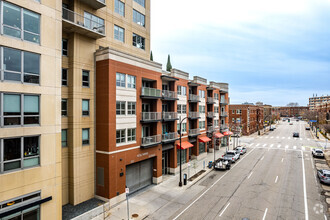 929 Portland Ave S, Minneapolis, MN à louer Photo de l’immeuble– Image 1 sur 6