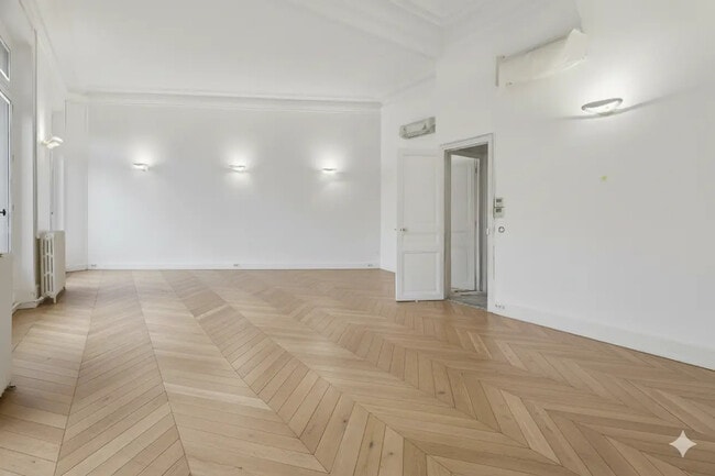 Plus de détails pour 8 Place De L'Opera, Paris - Bureau à louer