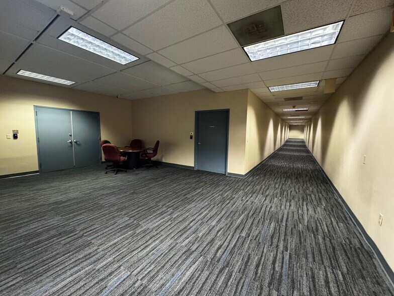 1628 Browning Rd, Columbia, SC à louer - Photo de l’immeuble – Image 3 sur 57