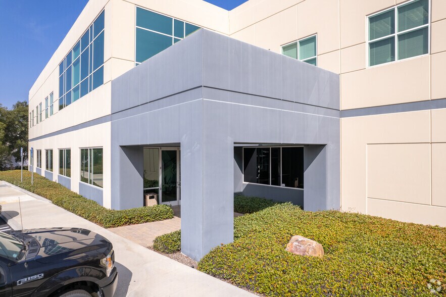 201 Avenida Fabricante, San Clemente, CA à vendre - Photo de l’immeuble – Image 3 sur 7