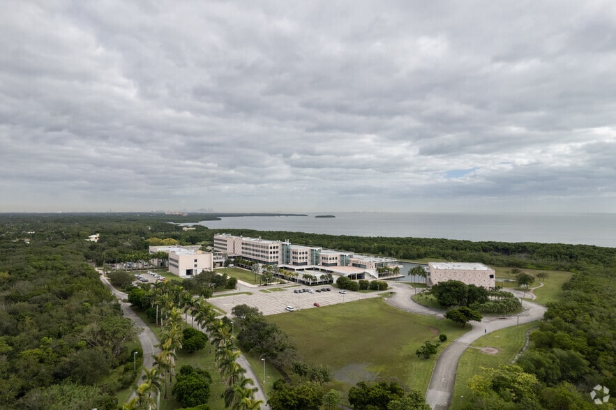 18001 Old Cutler Rd, Palmetto Bay, FL à louer - Aérien – Image 3 sur 5