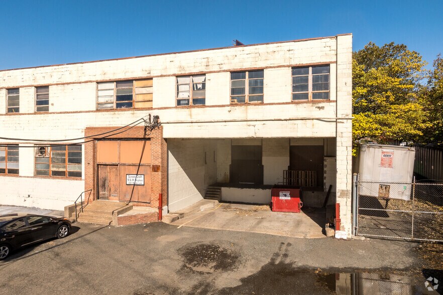 3301 Maiden Ln, Philadelphia, PA à vendre - Photo de l’immeuble – Image 3 sur 4