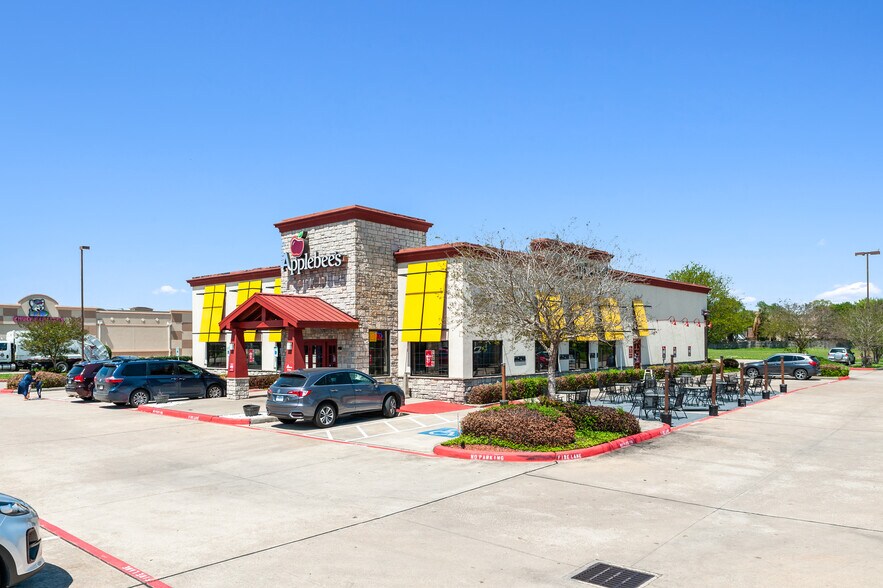 5075 Fairmont Pky, Pasadena, TX à vendre - Photo de l’immeuble – Image 3 sur 4
