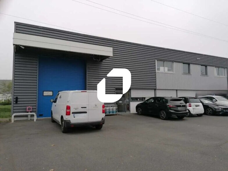 76 Rue Louis Arnal, Lozanne à louer - Photo de l’immeuble – Image 2 sur 8