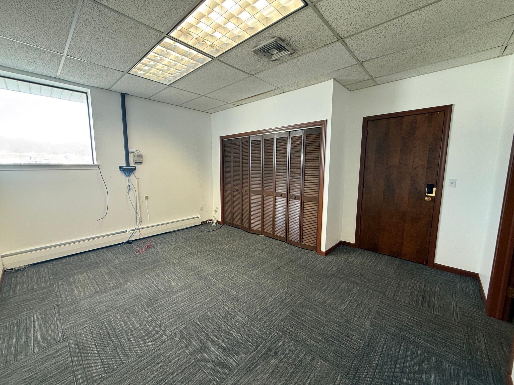 53 New Britain Ave, Rocky Hill, CT à louer Photo intérieure– Image 1 sur 5