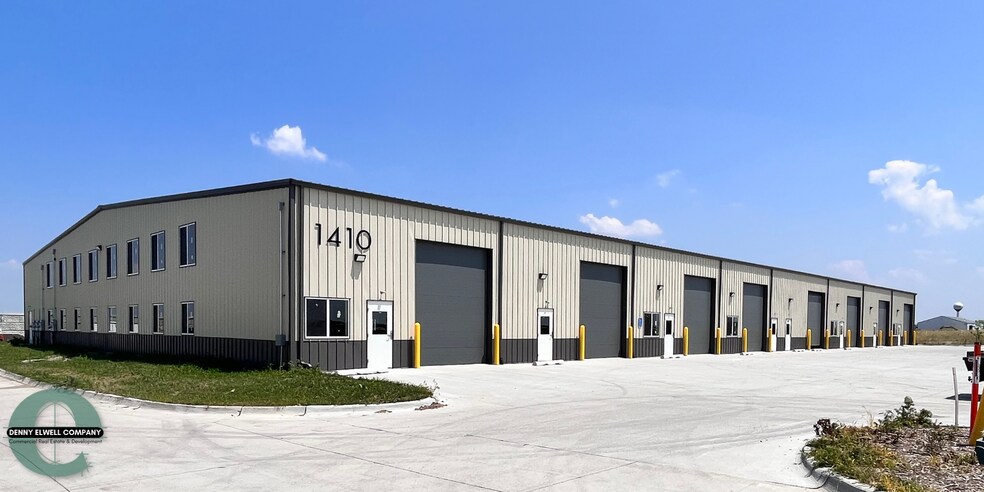 1410 W Walnut St, Elkhart, IA à louer - Photo principale – Image 1 sur 4