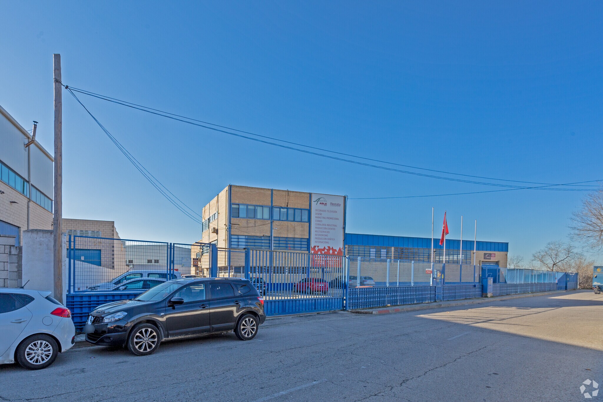 Industriel/Logistique dans Arganda del Rey, Madrid à vendre Photo principale– Image 1 sur 3