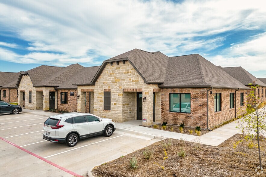 2601 Little Elm Pky, Little Elm, TX à louer - Photo de l’immeuble – Image 2 sur 6