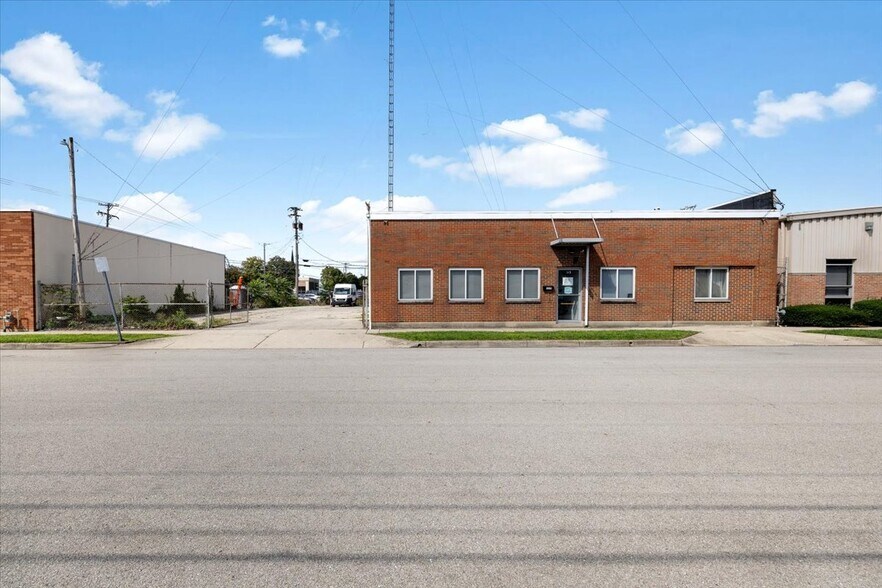 115 Commercial St, Dayton, OH à vendre - Photo de l’immeuble – Image 2 sur 33