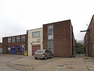 Plus de détails pour 10 Bridge Clos, Romford - Industriel/Logistique à louer