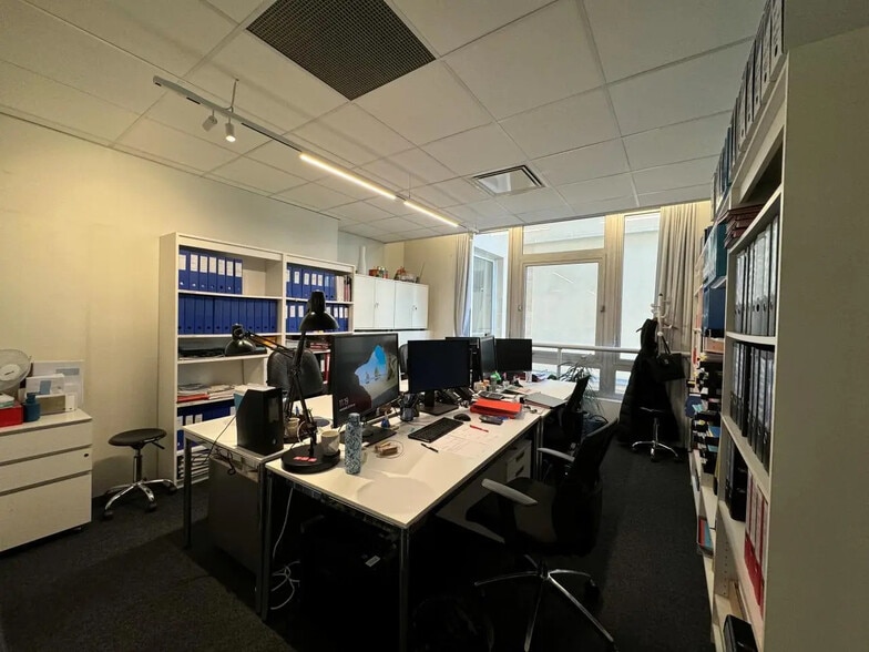 8 Rue Du Sentier, Paris à louer - Photo intérieure – Image 2 sur 12