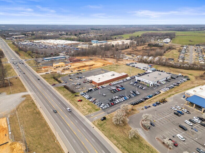 3450 Tom Austin Hwy, Springfield, TN à louer - Photo de l’immeuble – Image 3 sur 31