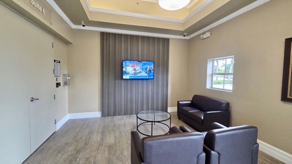 11820 Miramar Pky, Miramar, FL à louer - Hall d’entrée – Image 2 sur 15