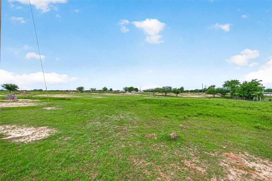 12893 FM 1887 Rd, Hempstead, TX à vendre - Photo de l’immeuble – Image 2 sur 8
