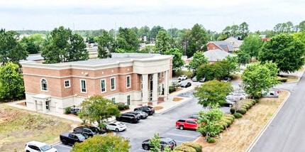 140 Wildewood Park Dr, Columbia, SC à louer Photo de l’immeuble– Image 2 sur 20
