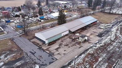 417 N Arch St, Milton, PA à louer Photo intérieure– Image 2 sur 5