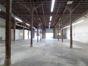 5755 N 51st Ave, Glendale, AZ à louer Photo intérieure– Image 1 sur 13