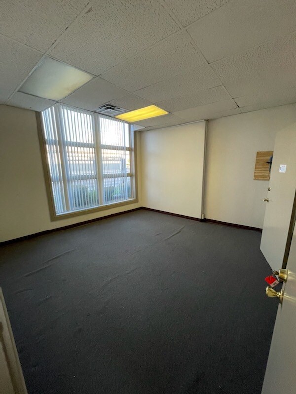 2425 N Meridian St, Indianapolis, IN à louer Photo intérieure– Image 1 sur 5