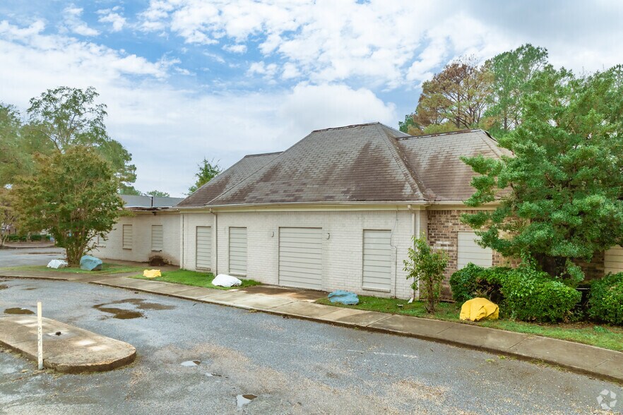 2863 Getwell Rd, Memphis, TN à louer - Photo de l’immeuble – Image 3 sur 4