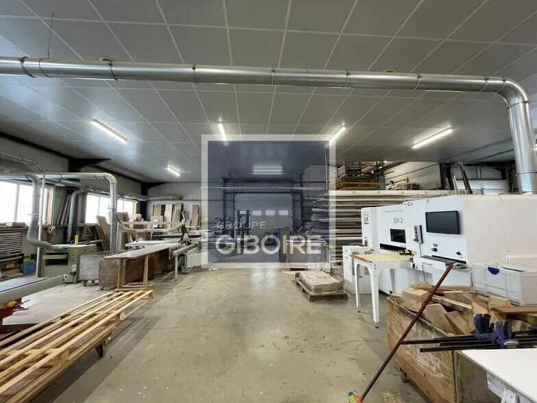 Industriel/Logistique dans Bourgbarré à louer - Photo de l’immeuble – Image 3 sur 8